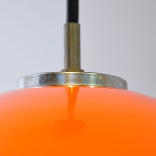 VB02 - Oranje hanglamp seventies VERKOCHT