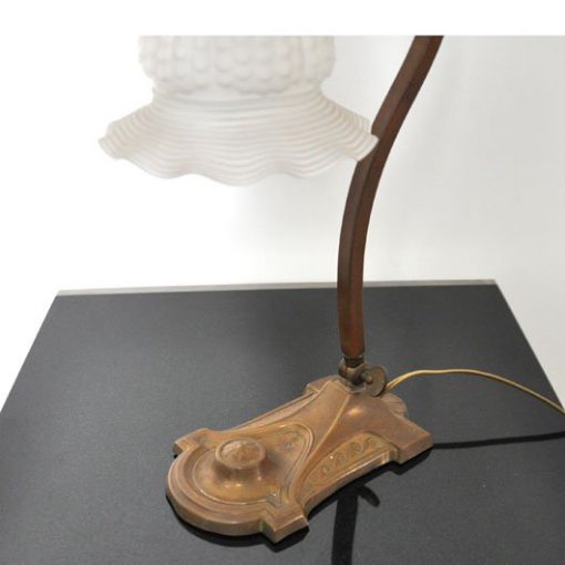 RM26 - Klassieke tafellamp antiek