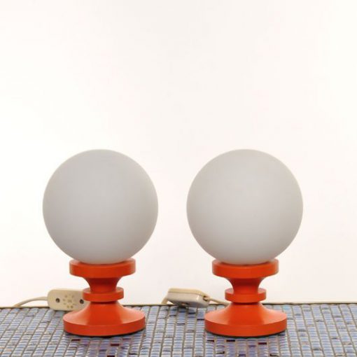TC41 – Oranje tafellampen