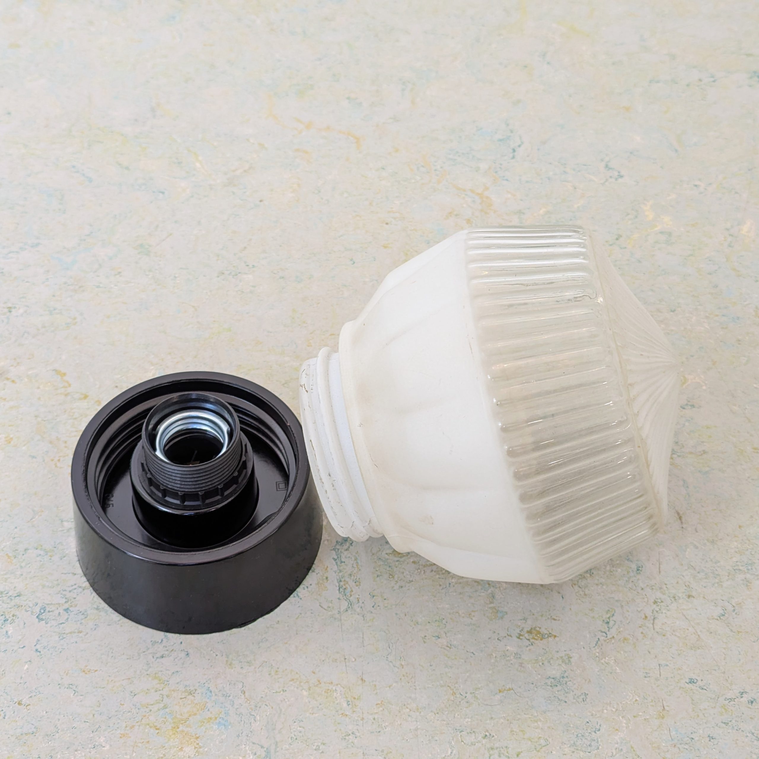 HN41 - Plafondlamp Jaren 60