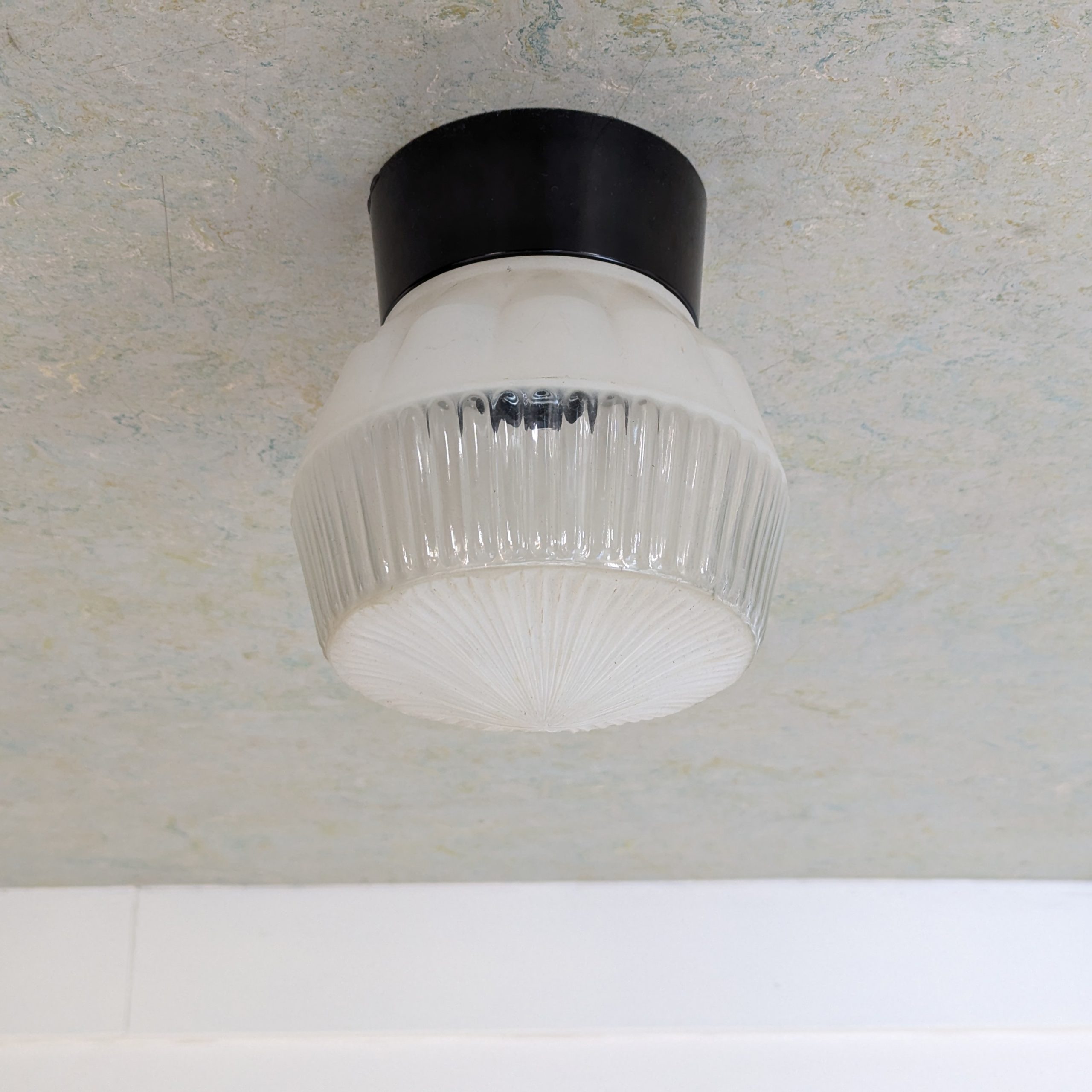 HN41 - Plafondlamp Jaren 60