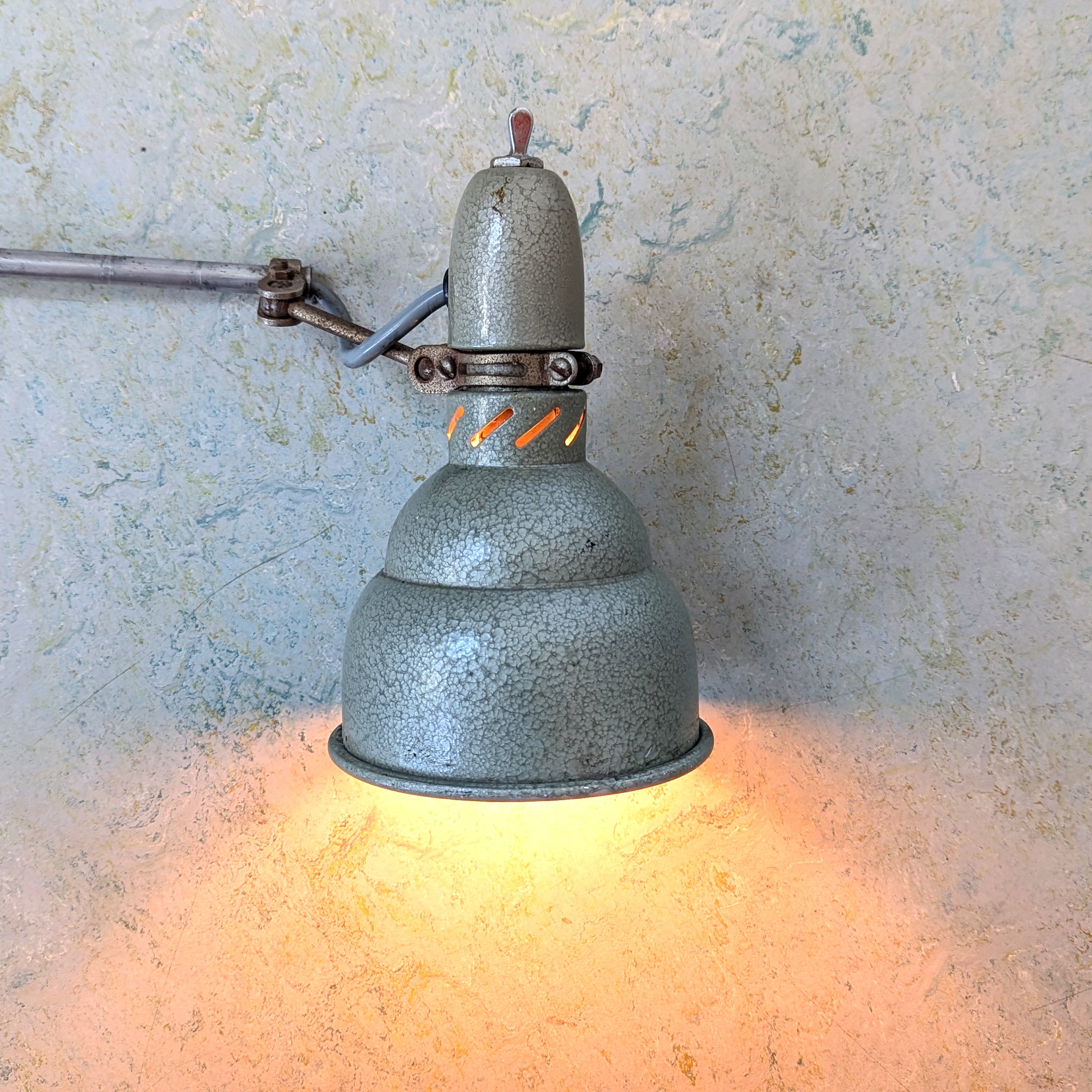 HF34 - Franse tafellamp - lumina industriële tafellamp